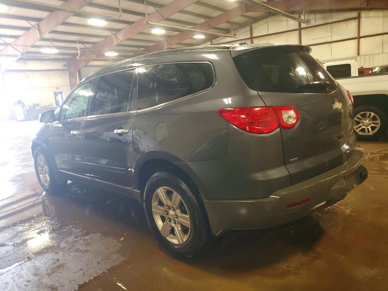 2012 Chevrolet Traverse Lt - Фото 2
