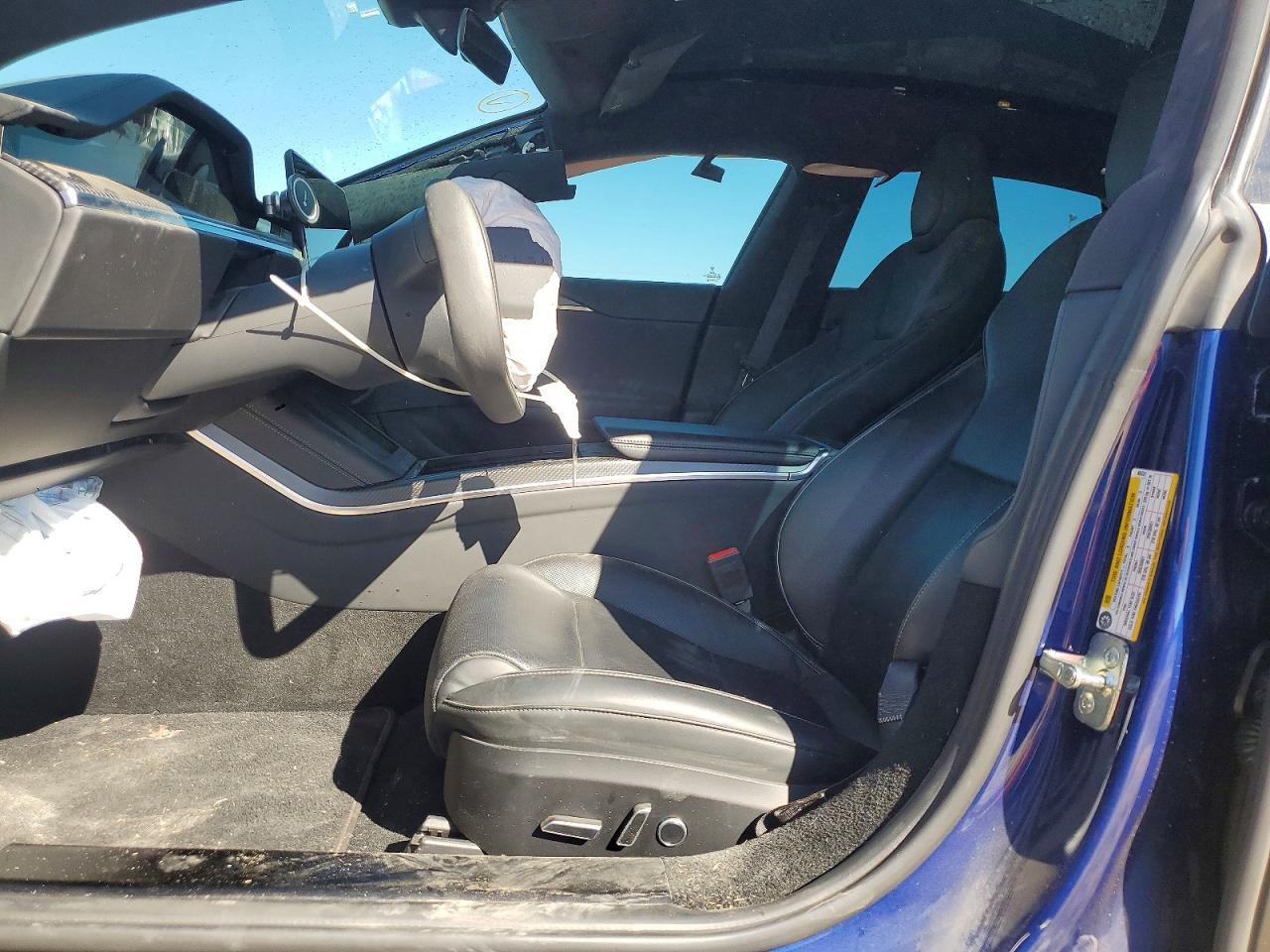 2022 Tesla Model S - Фото 7