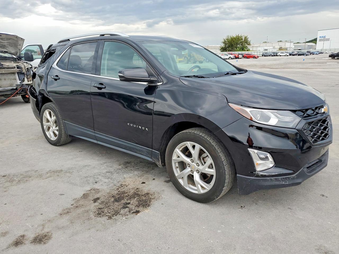 2019 Chevrolet Equinox Lt - Image 4