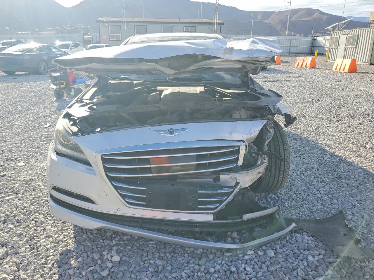 2015 Hyundai Genesis 3.8L - Image 5