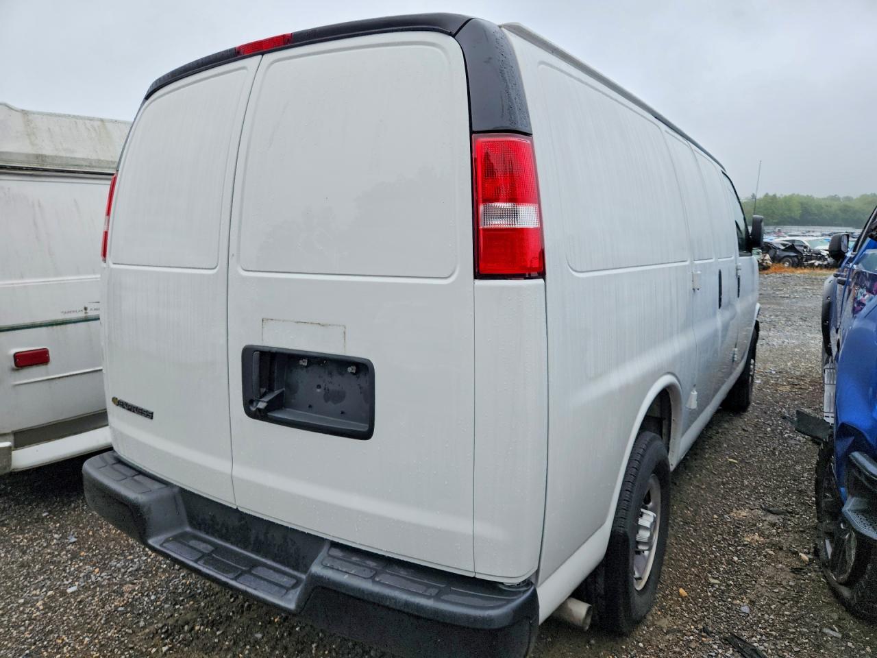 2025 Chevrolet Express G2500 Delivery Van - Image 3