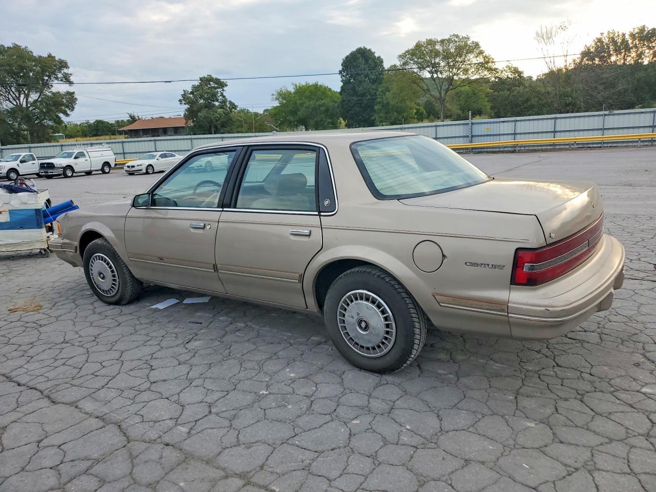 1996 Buick Century - Фото 2