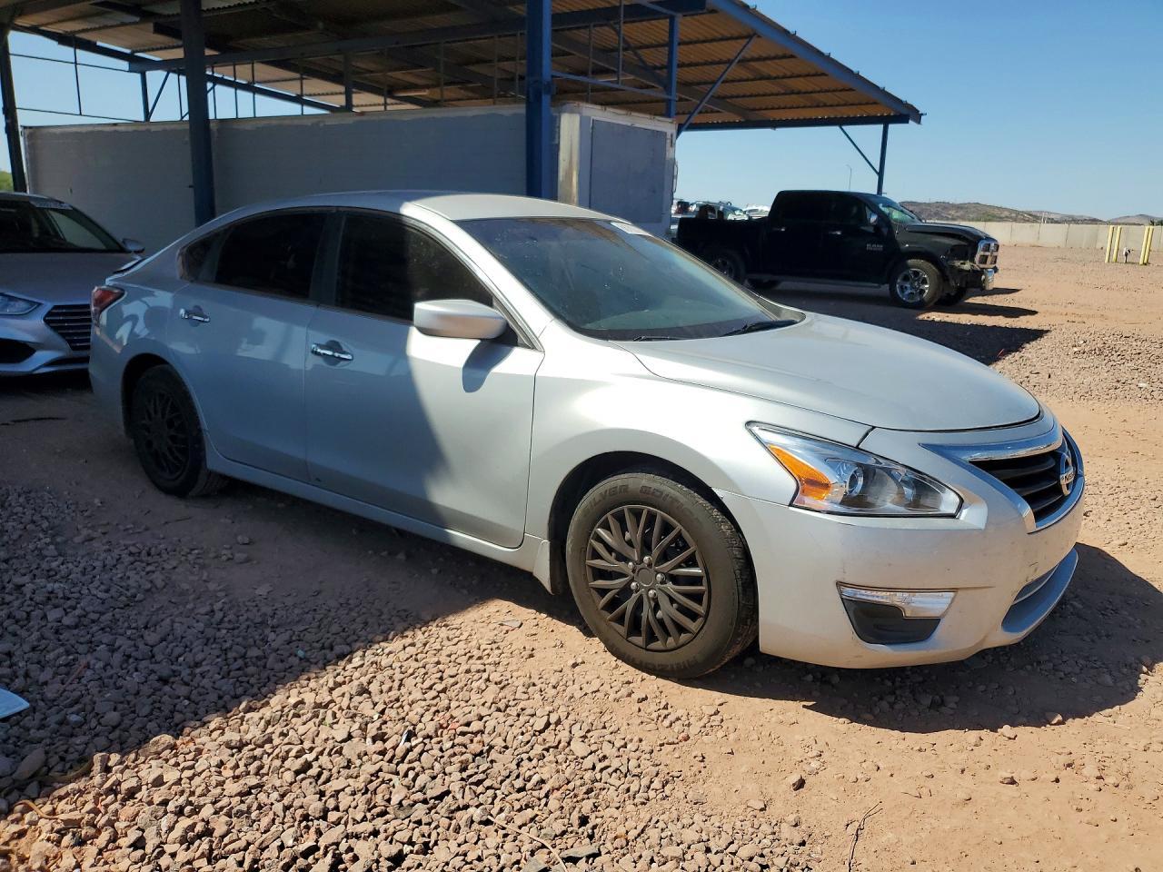 2014 Nissan Altima 2.5 S - Image 4