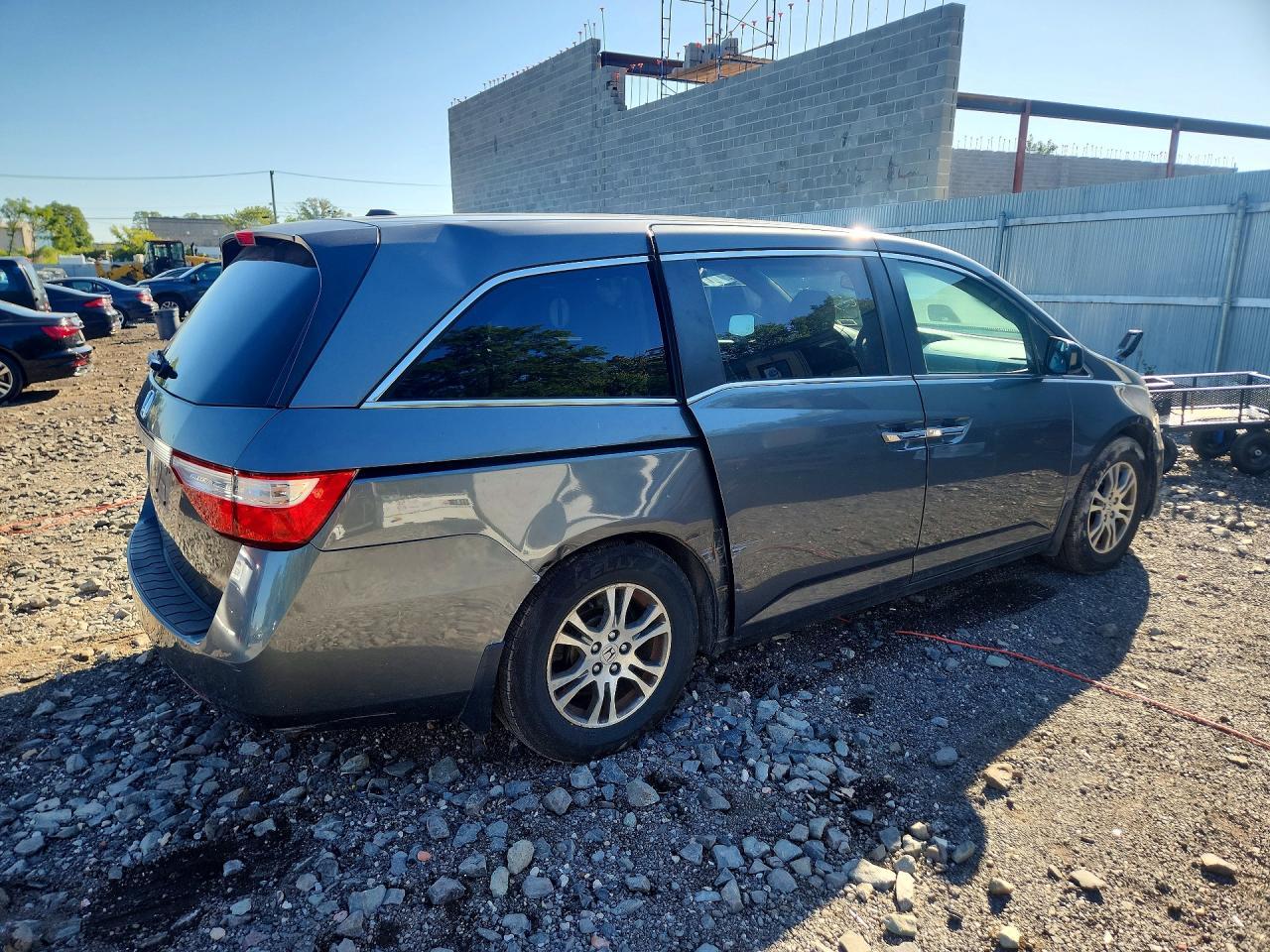 2013 Honda Odyssey - Фото 3