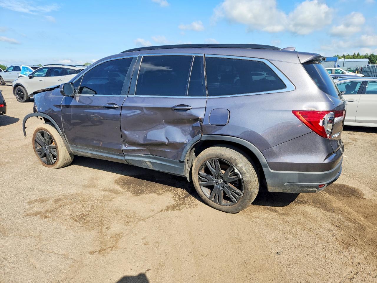 2022 Honda Pilot Se - Фото 2