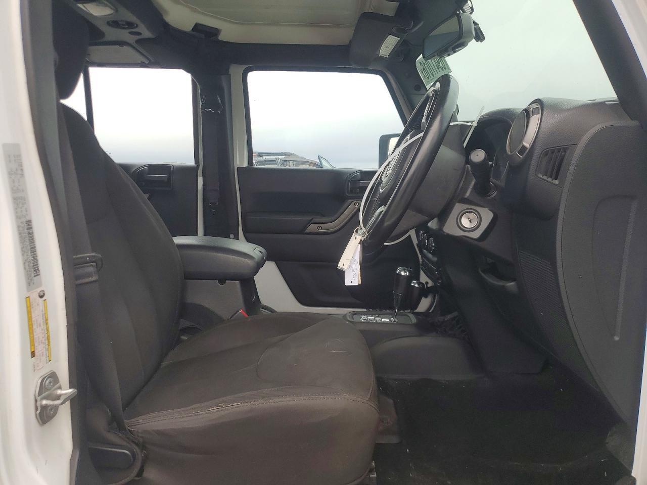 2015 Jeep Wrangler Unlimited Sport - Image 7