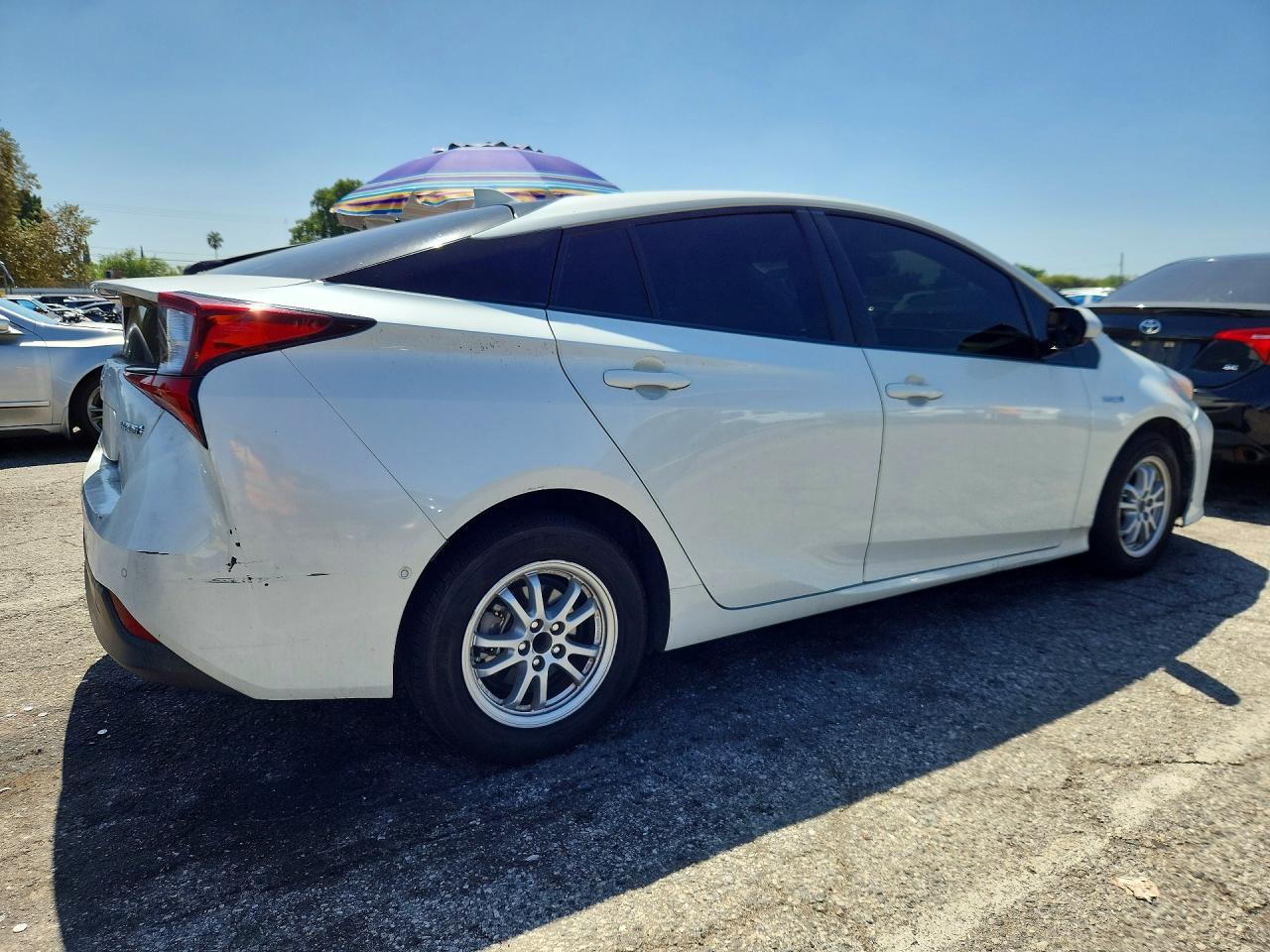 2019 Toyota Prius Le - Фото 3