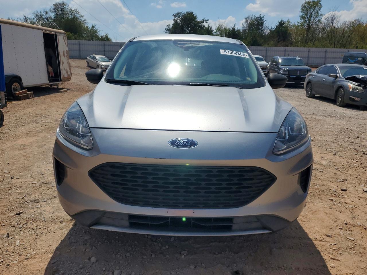 2022 Ford Escape S - Фото 5