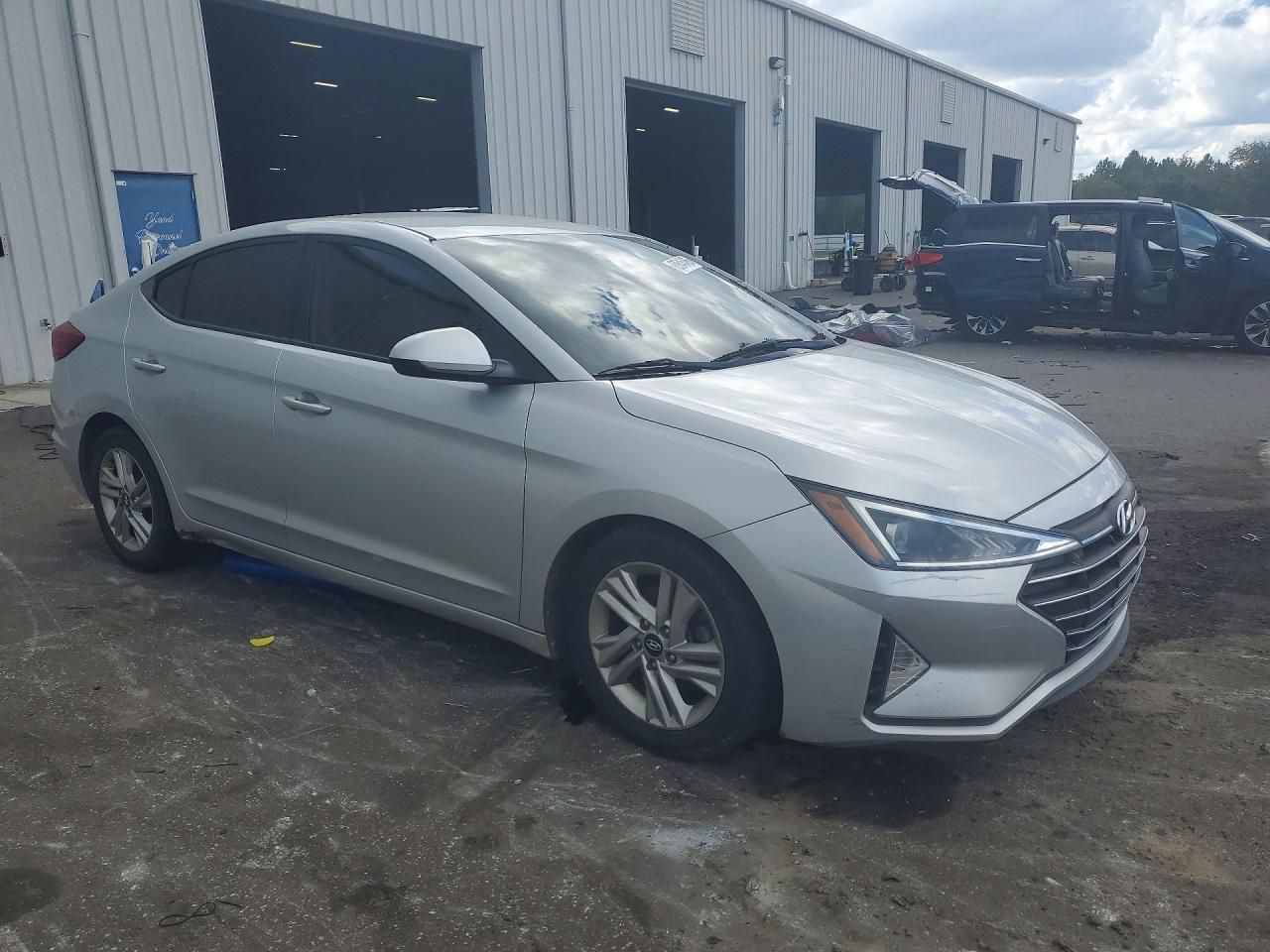 2020 Hyundai Elantra Sel - Image 4