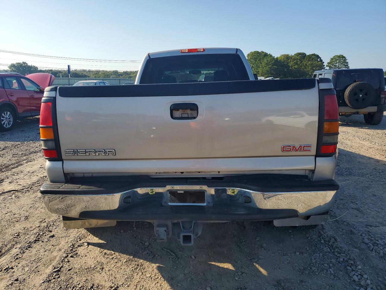 2005 GMC New Sierra K3500 - Фото 6