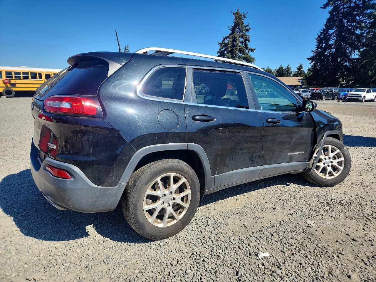 2016 Jeep Cherokee Latitude - Фото 3