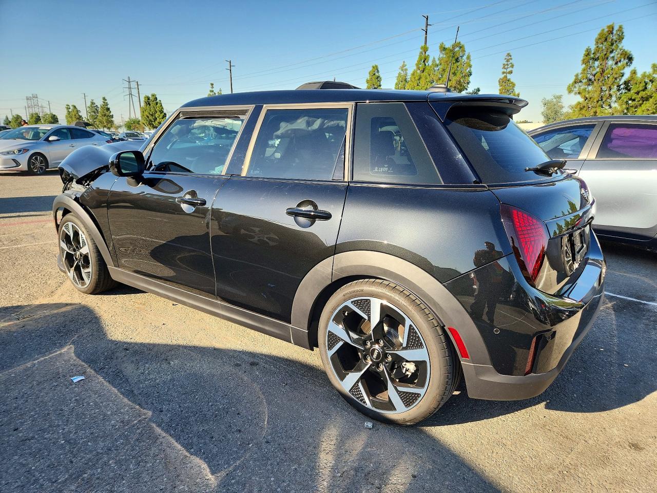 2026 Mini Cooper S - Фото 2
