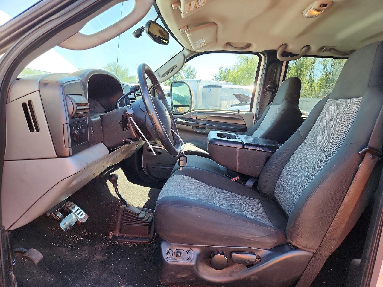 2006 Ford F250 Super Duty - Image 7
