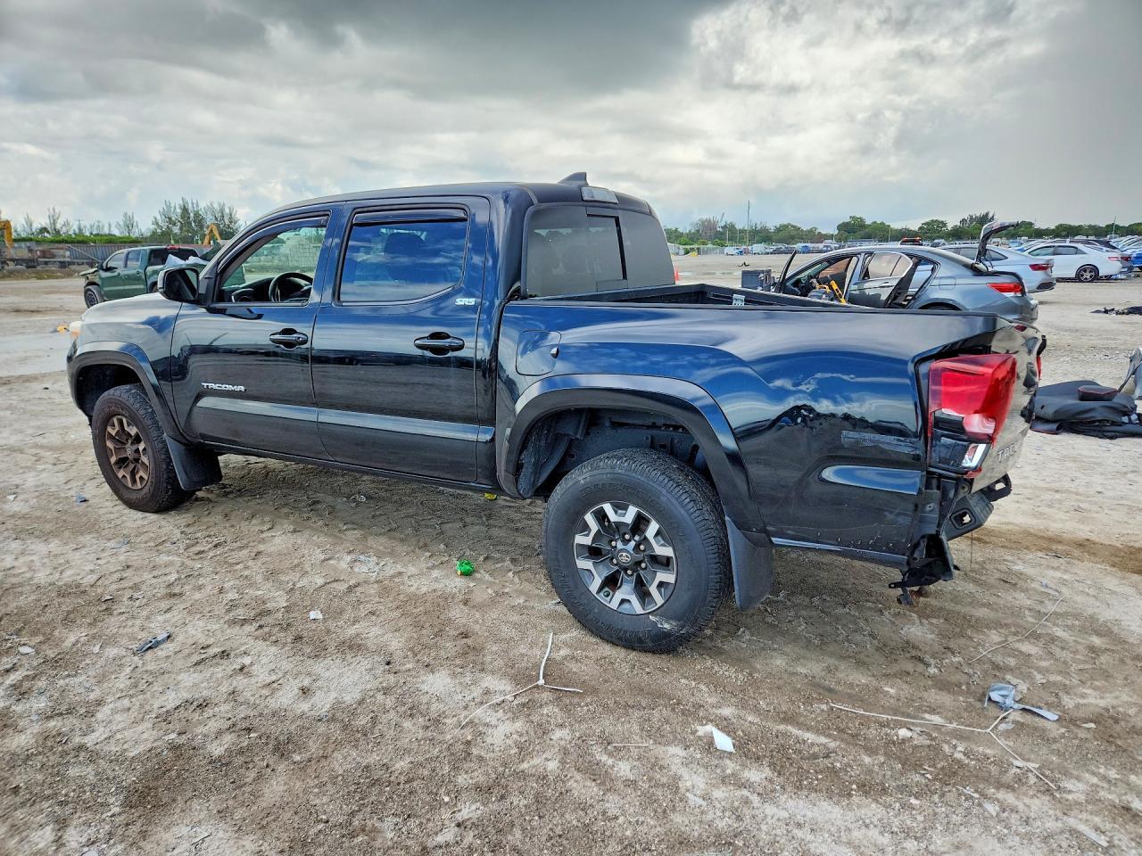 2018 Toyota Tacoma Sr5 V6 - Фото 2