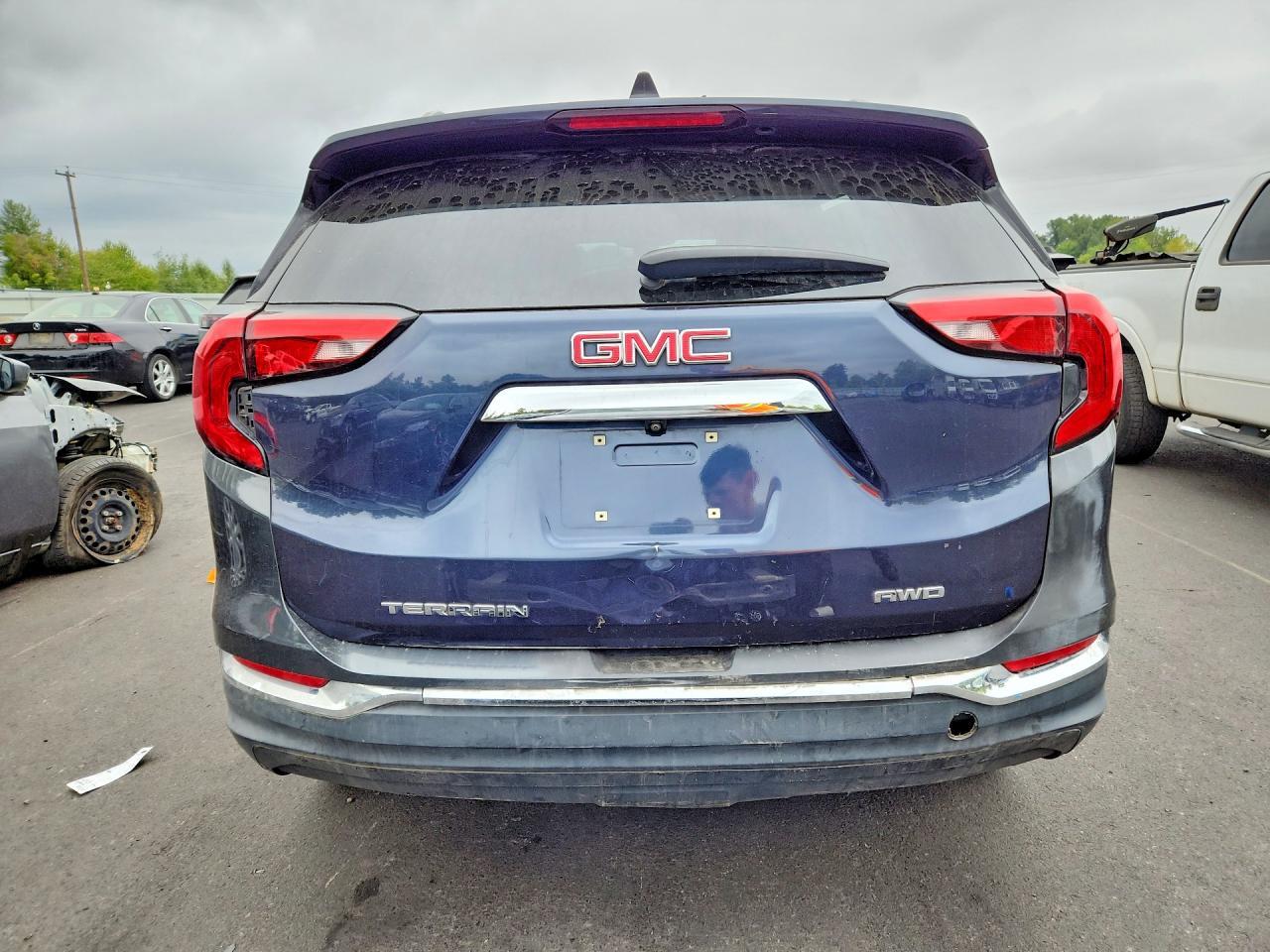 2020 GMC Terrain Slt - Image 6