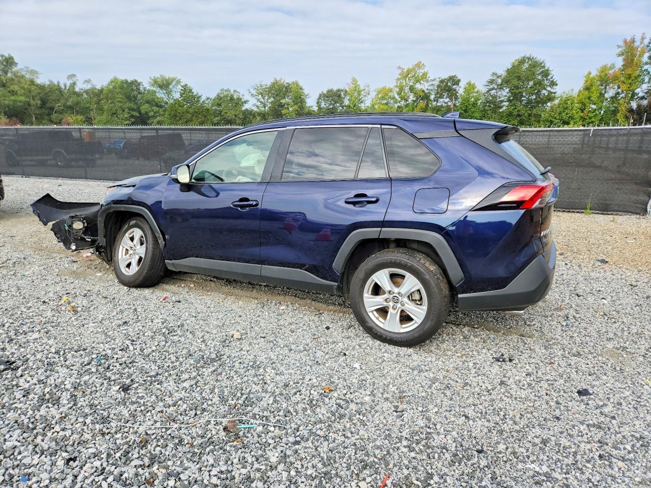 2019 Toyota Rav4 Xle - Image 2