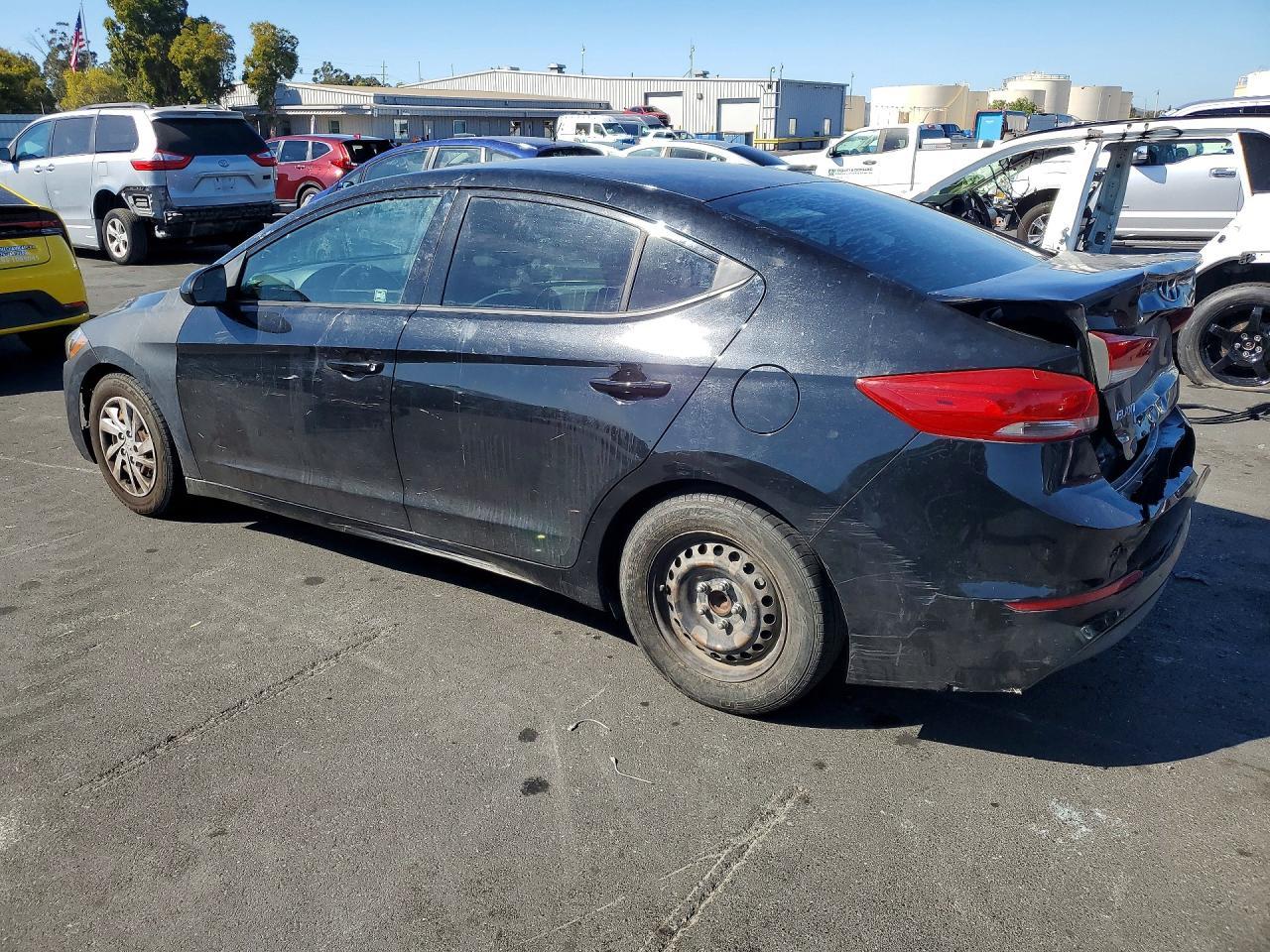 2018 Hyundai Elantra Se - Фото 2