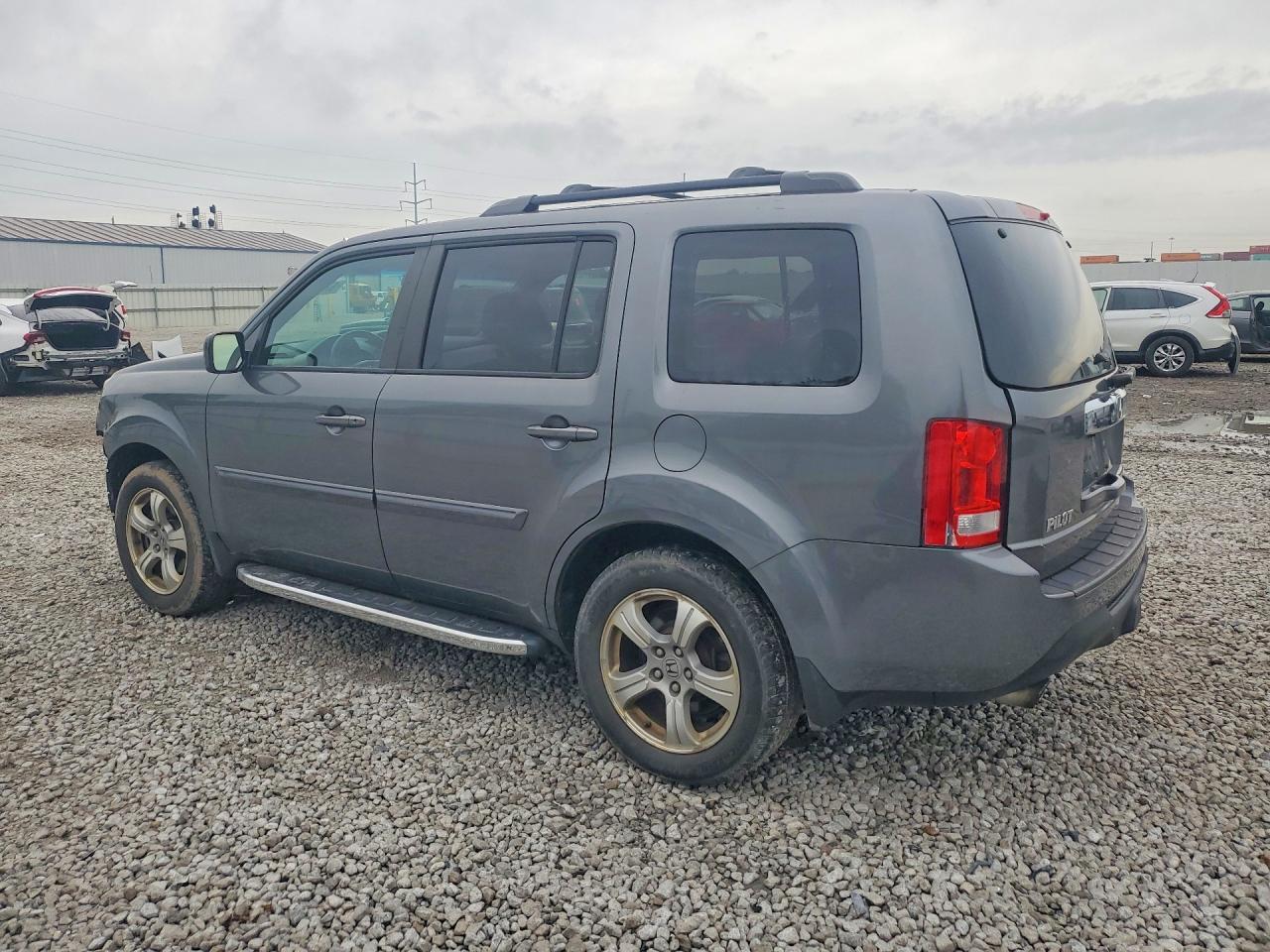 2013 Honda Pilot Ex - Image 2