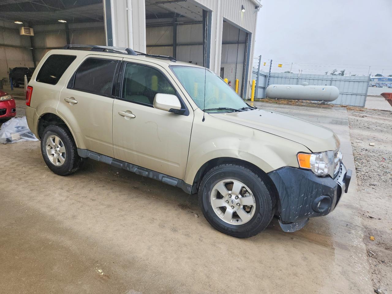 2012 Ford Escape Limited - Image 4