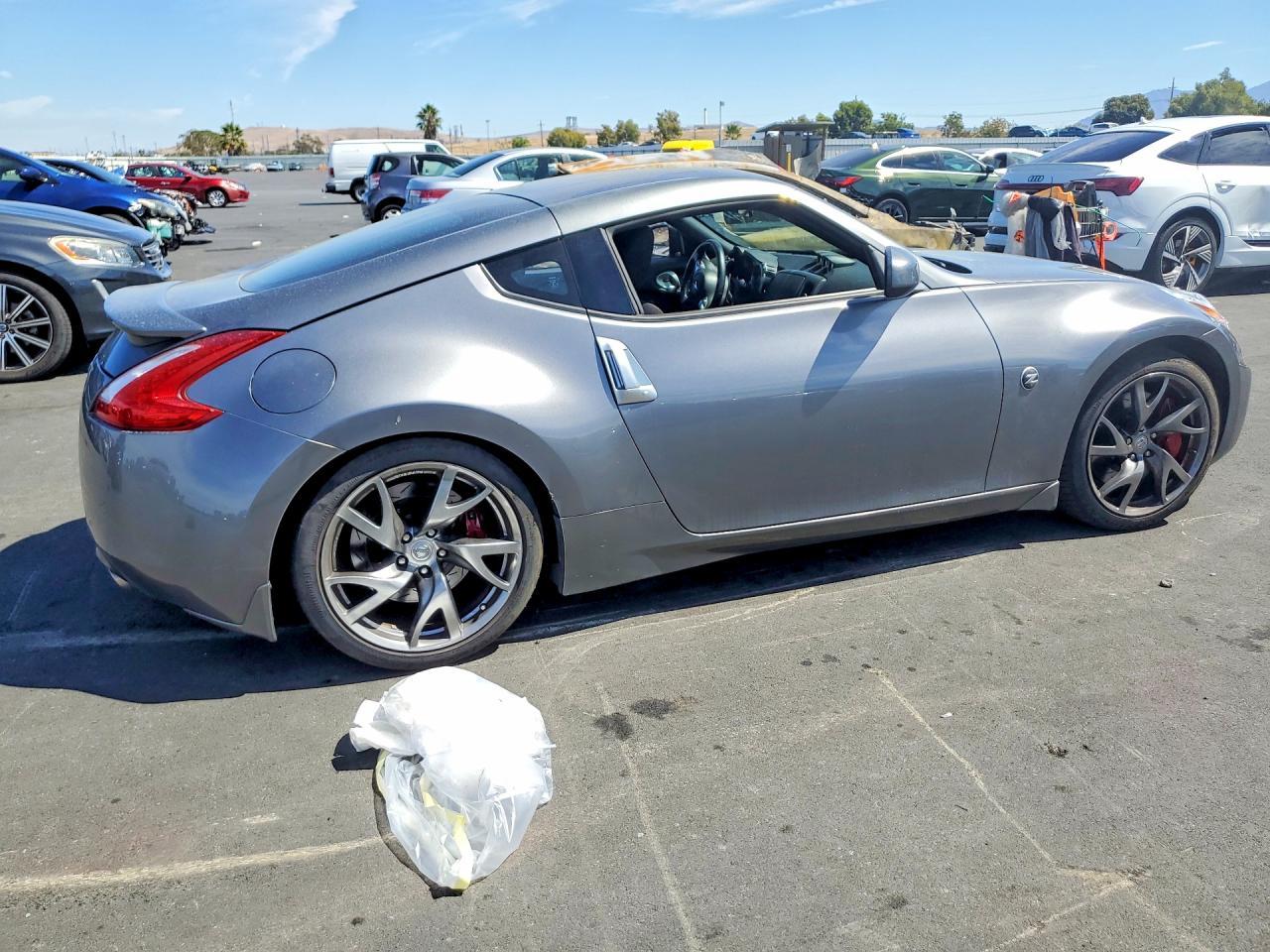 2016 Nissan 370Z Sport - Фото 3