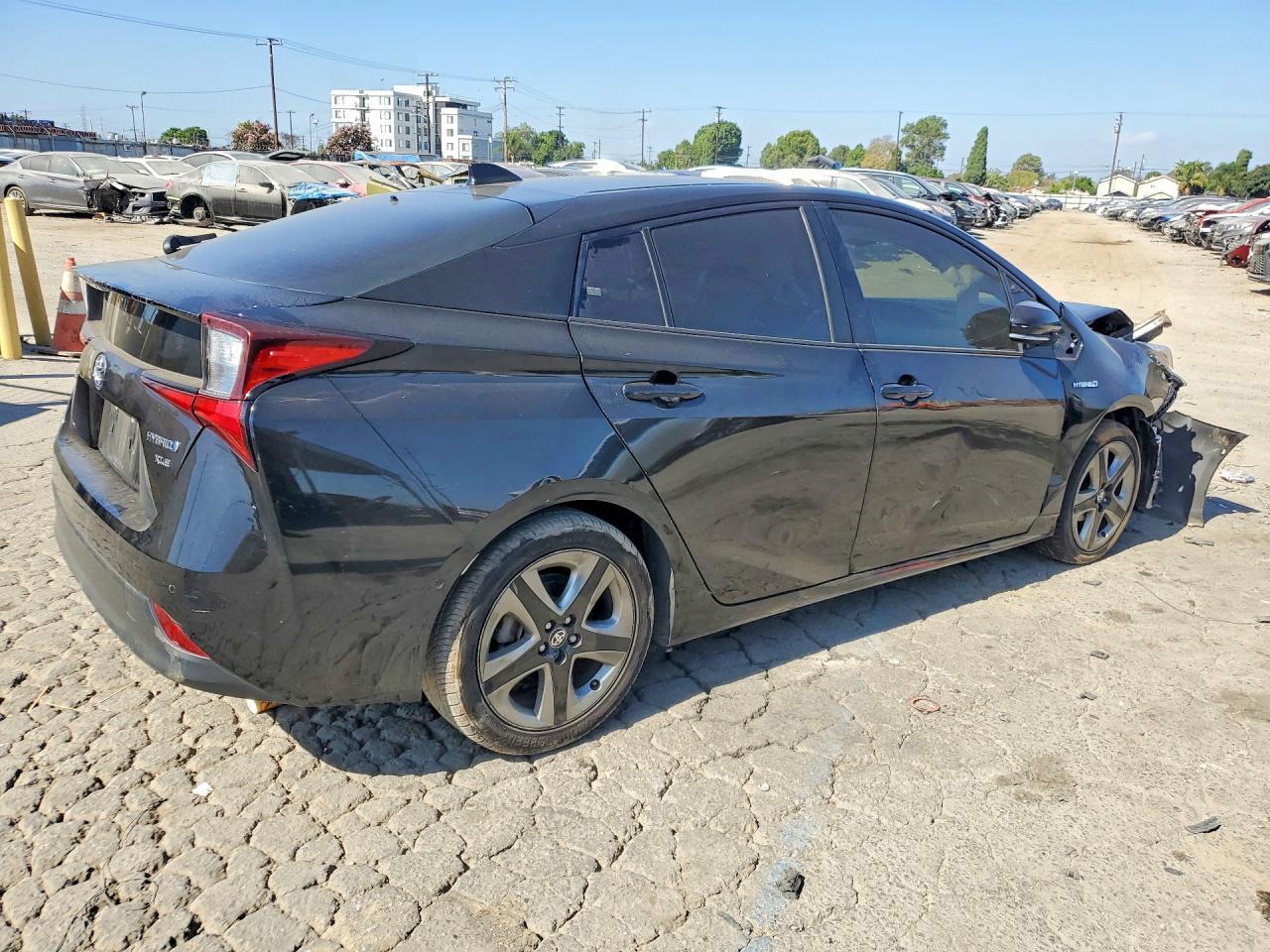 2022 Toyota Prius Xle - Фото 3