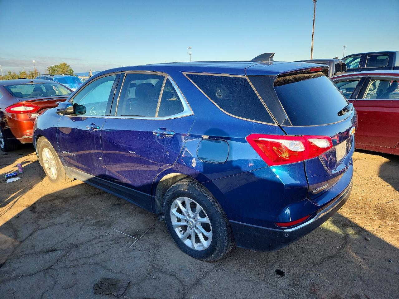 2020 Chevrolet Equinox Lt - Фото 2
