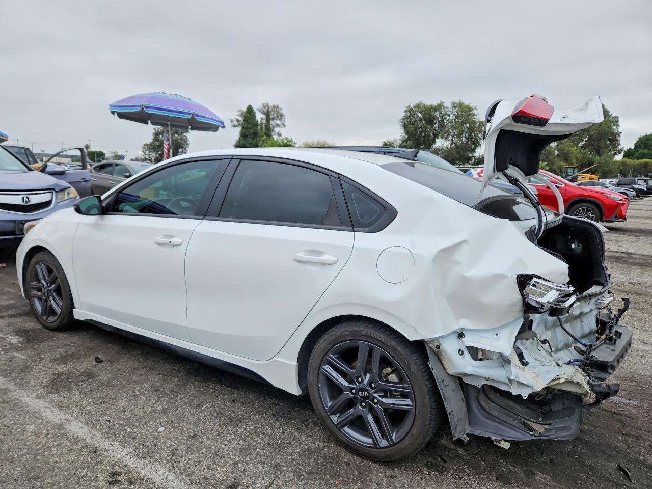 2021 Kia Forte Gt Line - Фото 2