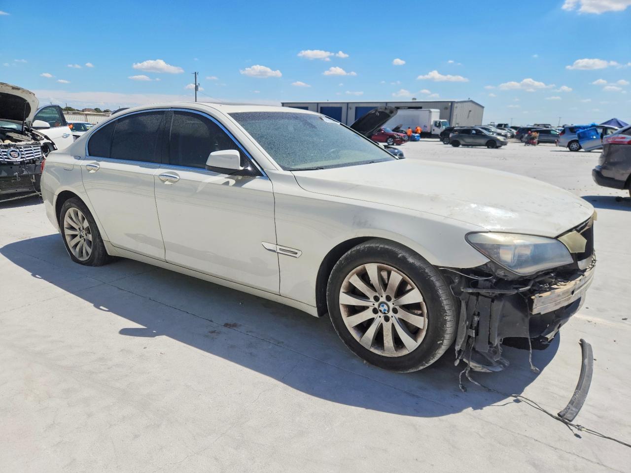 2009 BMW 750 I - Image 4