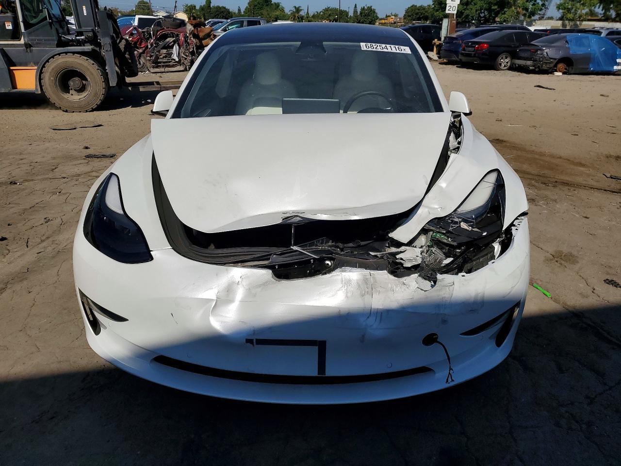 2022 Tesla Model 3 - Фото 5