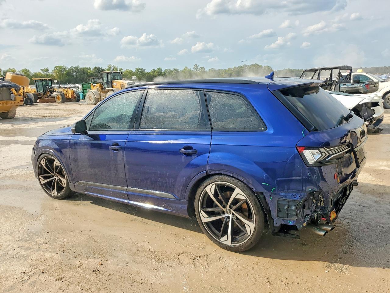 2024 Audi Sq7 Premium Plus - Фото 2