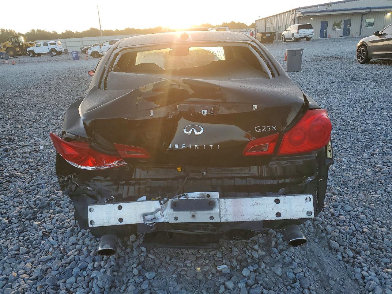 2012 Infiniti G25 Sedan X - Image 6