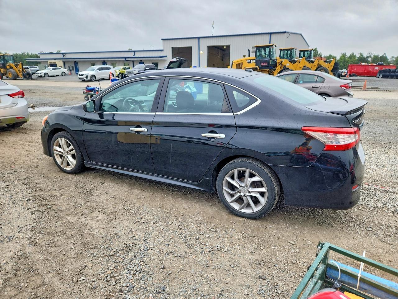 2013 Nissan Sentra S - Фото 2