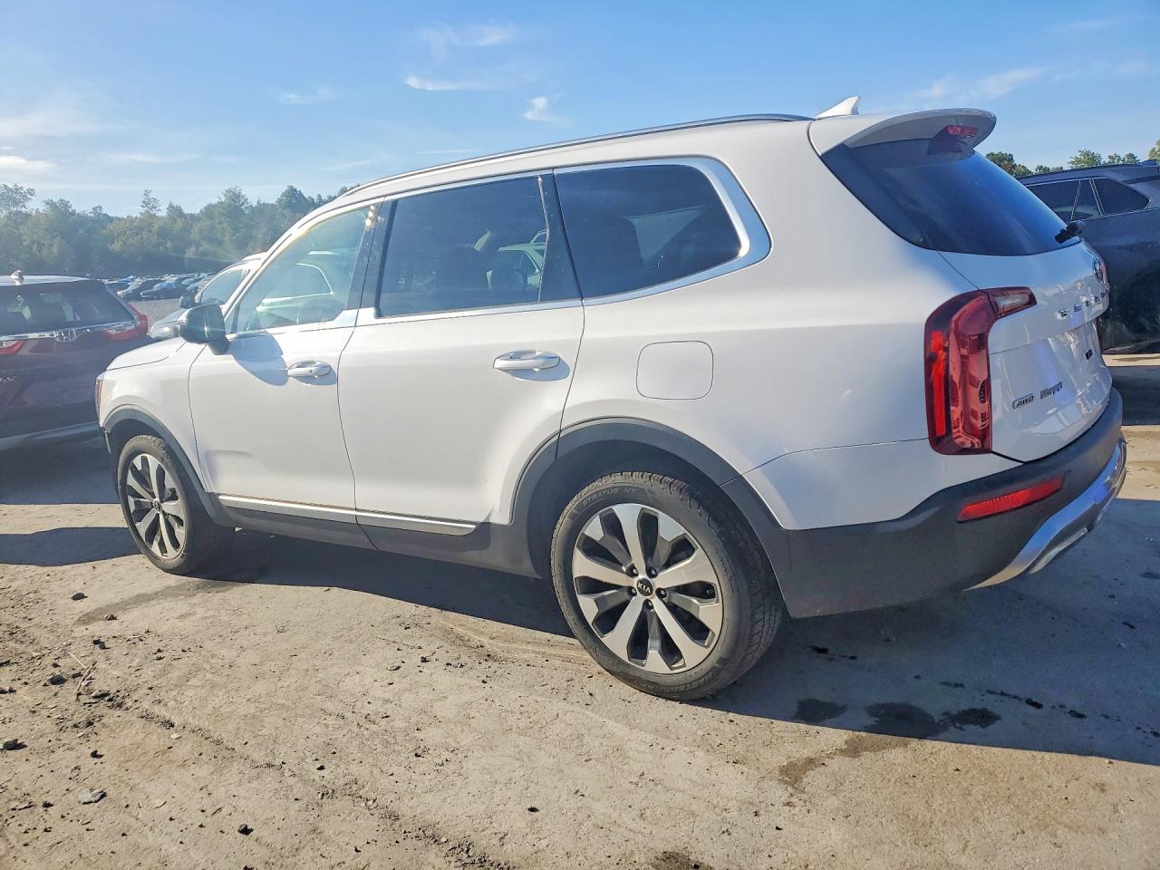 2021 Kia Telluride S - Фото 2
