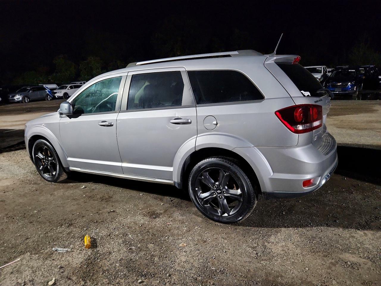 2018 Dodge Journey Crossroad - Фото 2