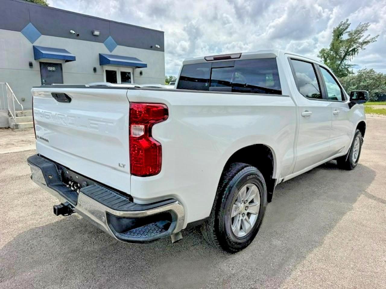 2020 Chevrolet Silverado C1500 Lt - Image 3