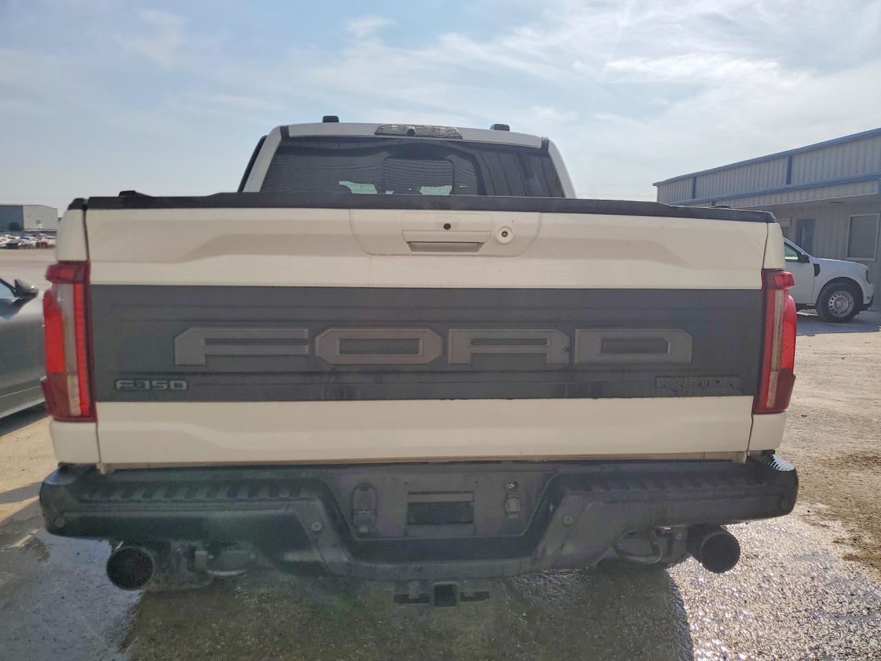 2025 Ford F150 Raptor - Image 6