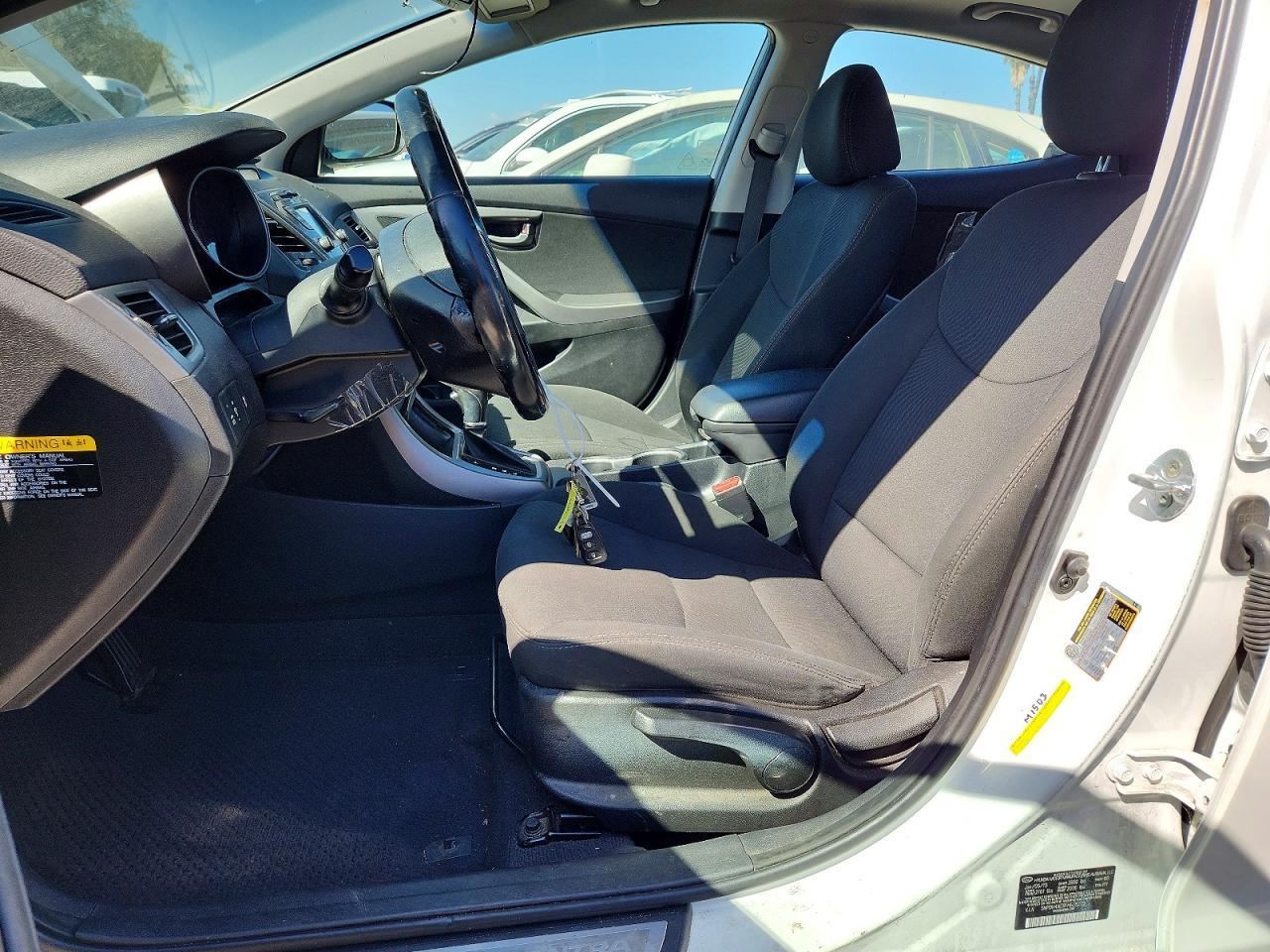 2015 Hyundai Elantra Se - Фото 7