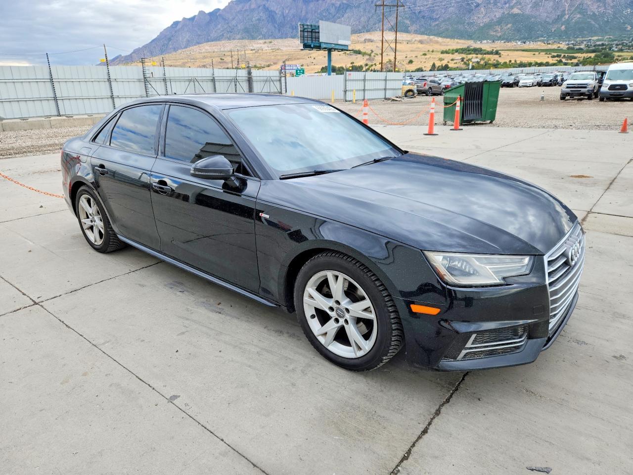 2018 Audi A4 Premium - Фото 4