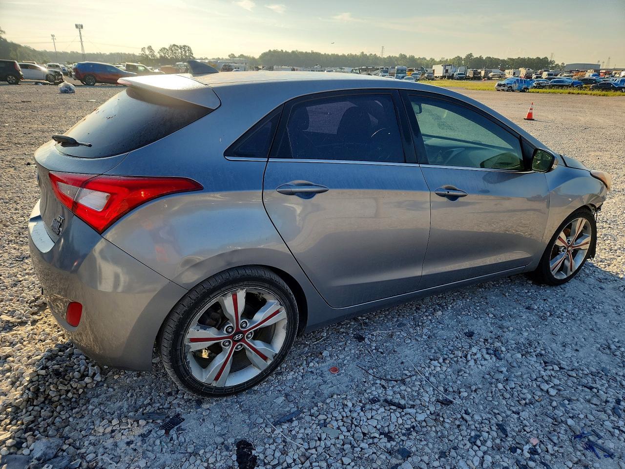 2015 Hyundai Elantra Gt Base - Фото 3
