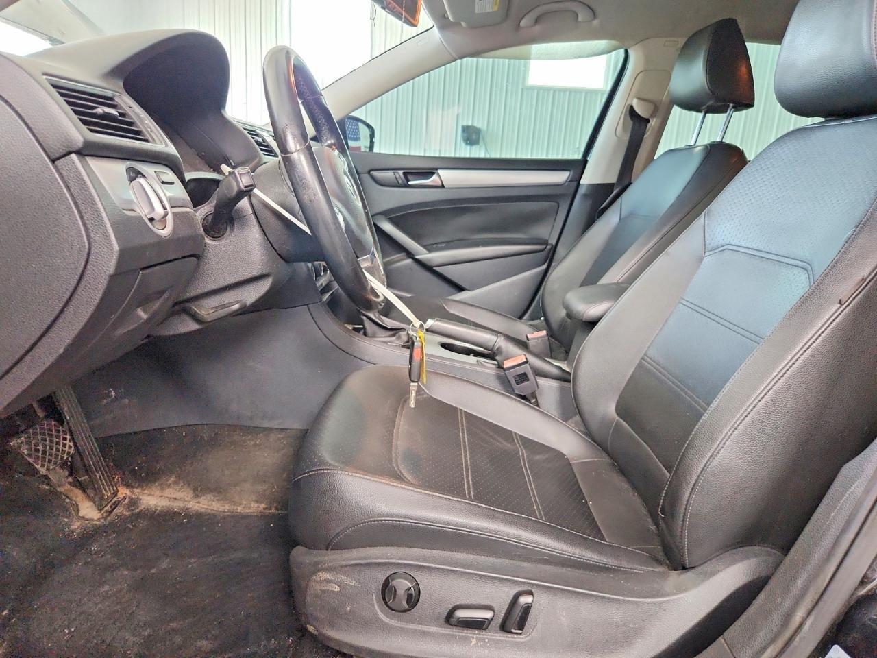 2013 Volkswagen Passat Se - Image 7