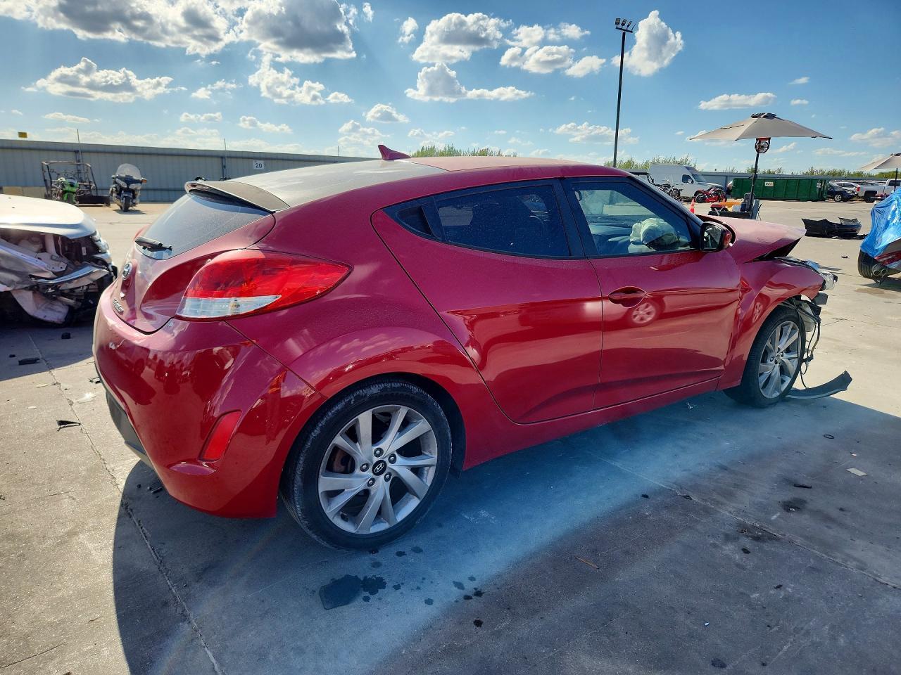 2016 Hyundai Veloster Base - Фото 3