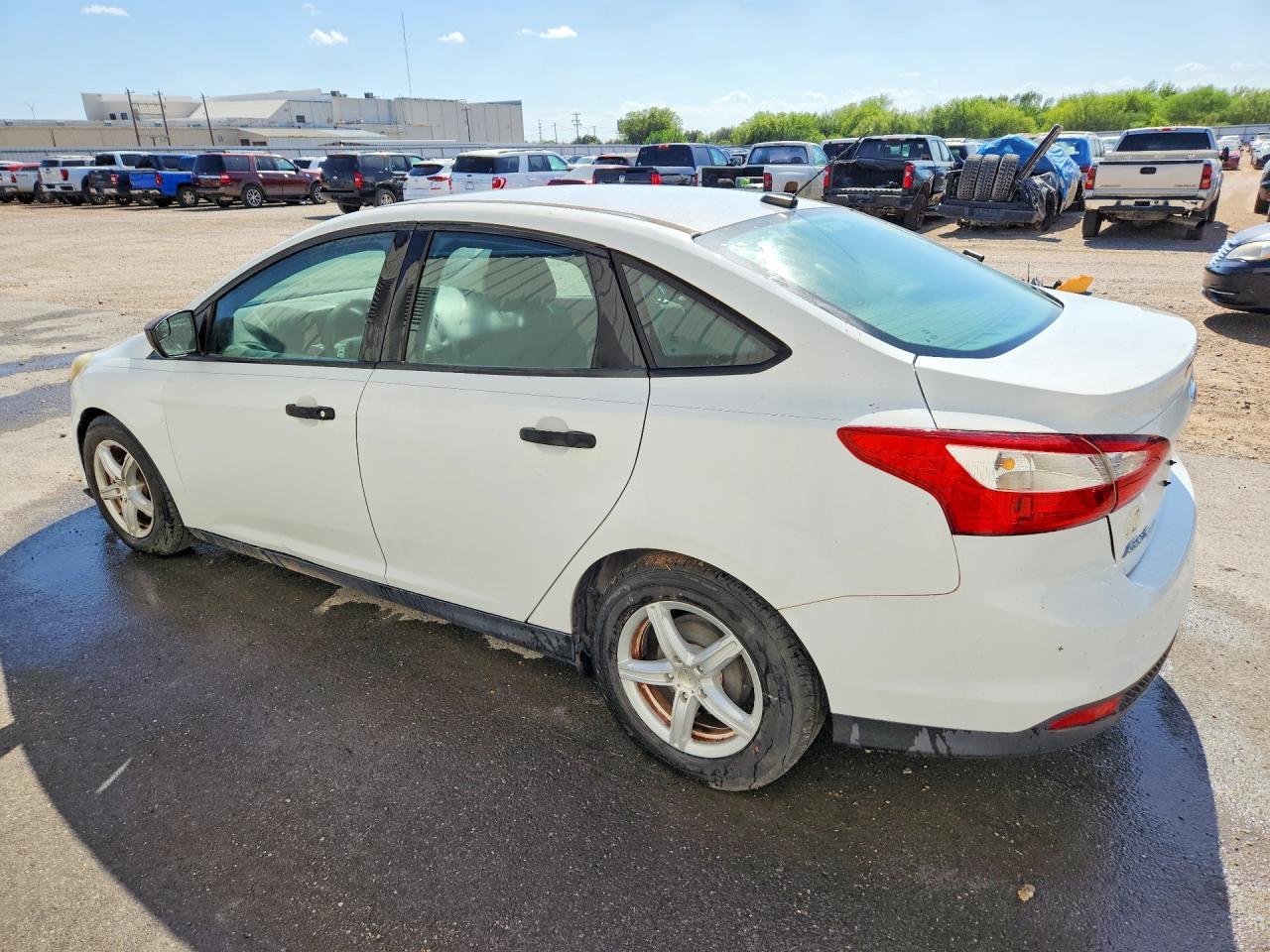 2014 Ford Focus S - Фото 2