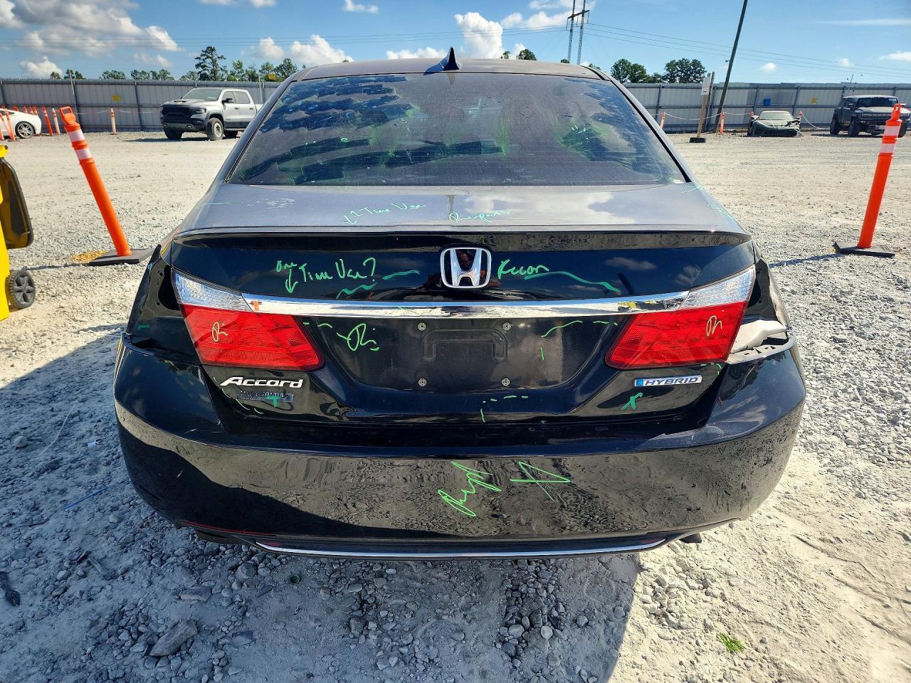 2015 Honda Accord Hybrid Exl - Image 6