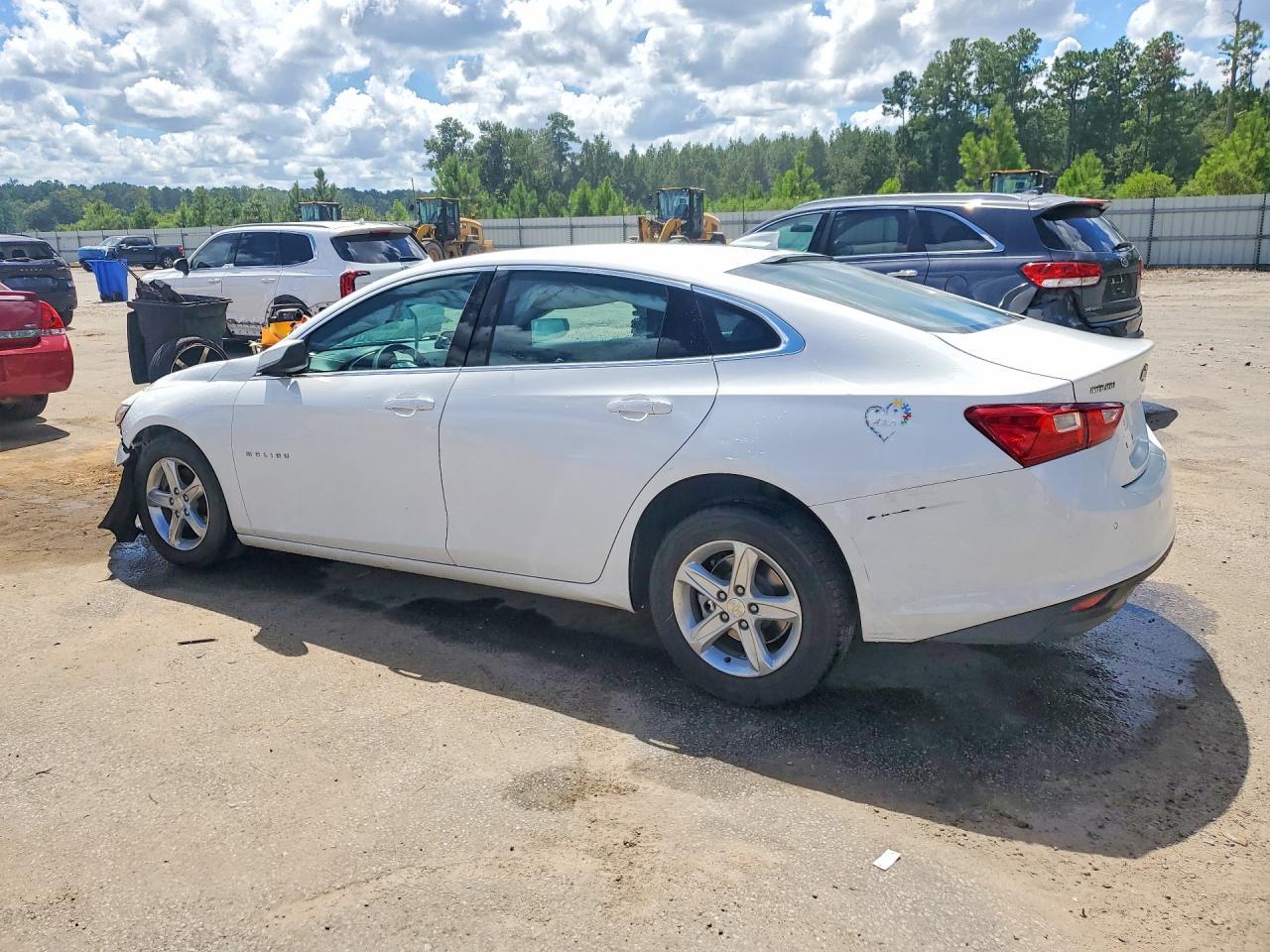2024 Chevrolet Malibu Lt - Фото 2