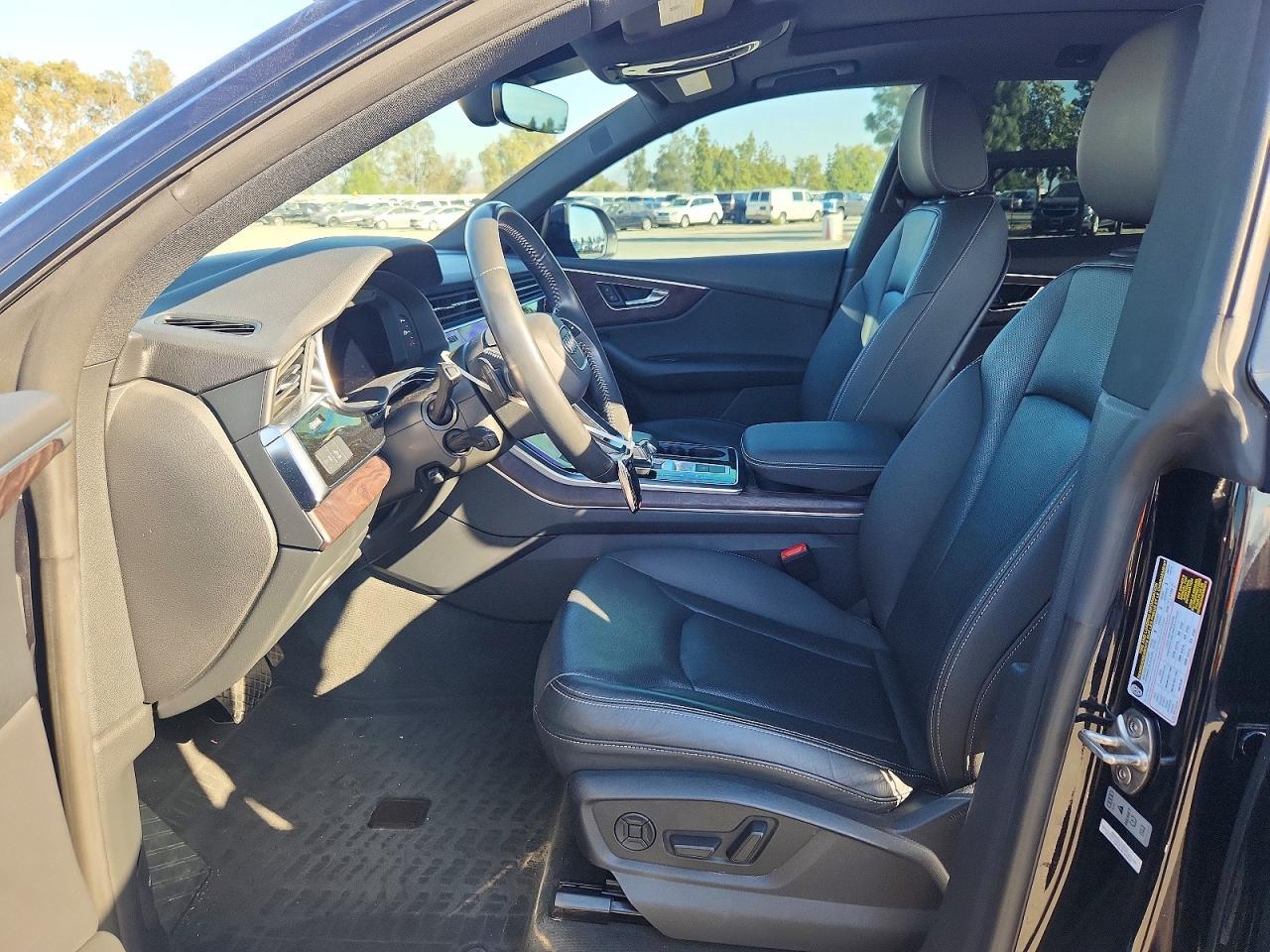 2020 Audi Q8 Premium Plus S-Line - Image 7