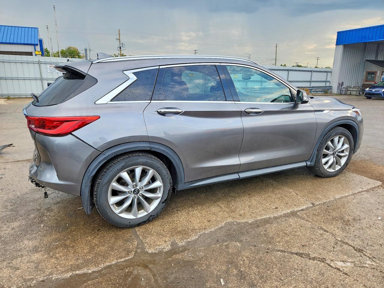 2020 Infiniti Qx50 Luxe - Image 3