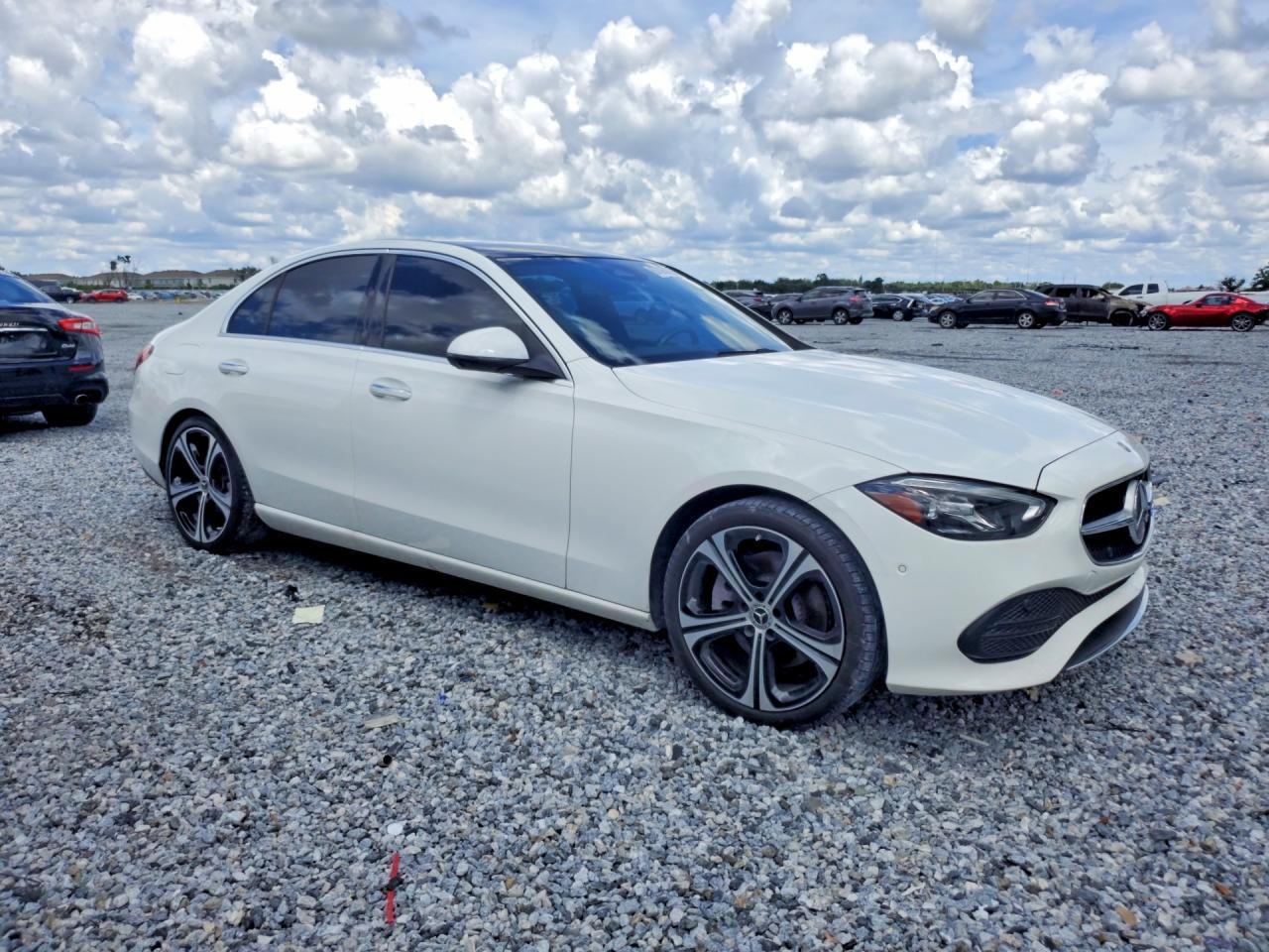 2022 Mercedes-Benz C 300 - Image 4