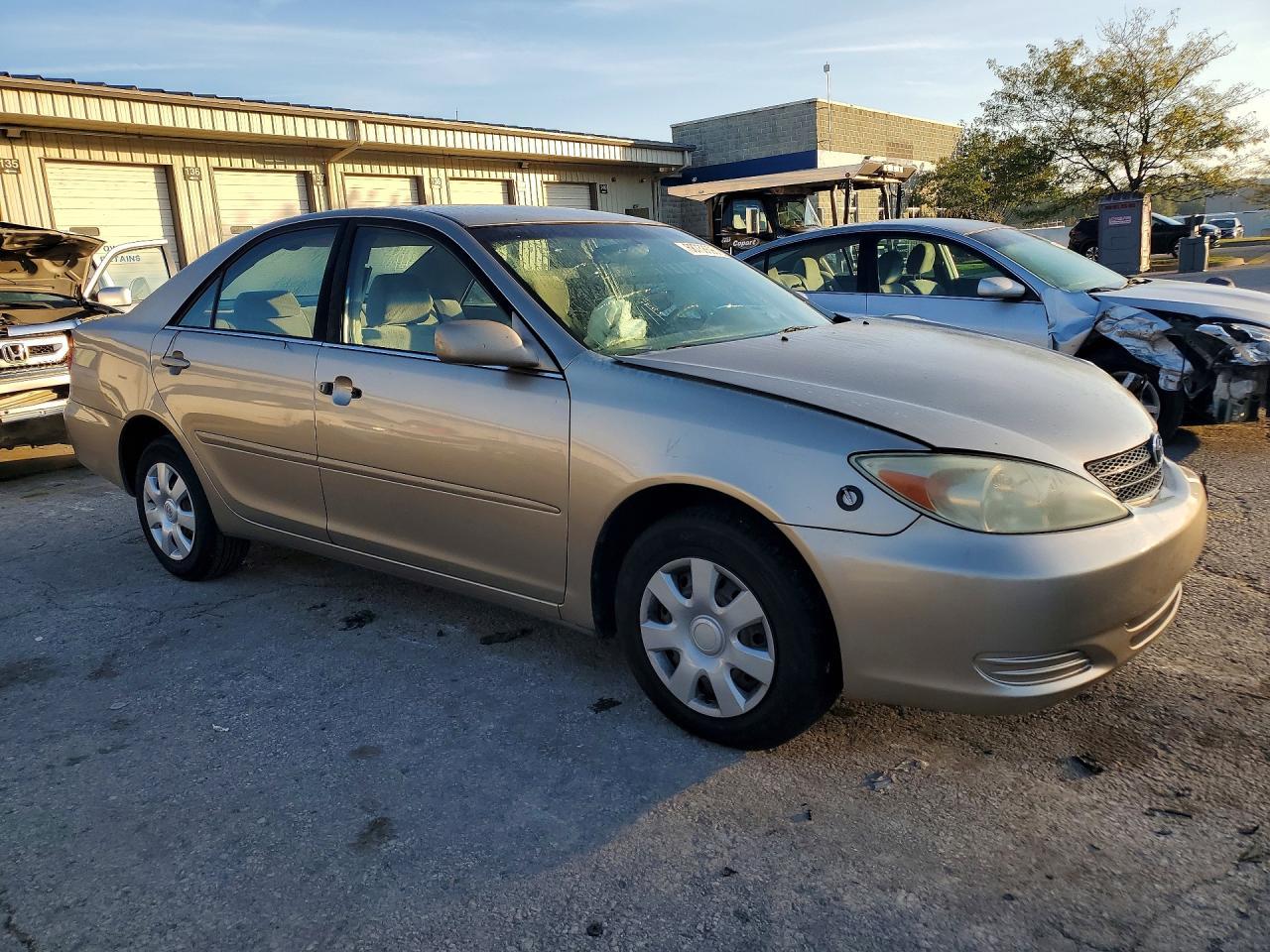 2003 Toyota Camry Le - Фото 4