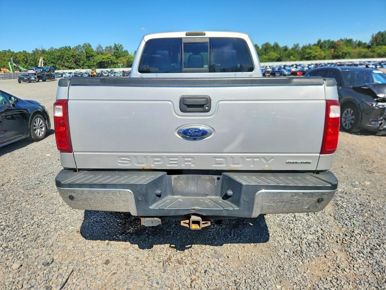 2016 Ford F250 Super Duty - Image 6