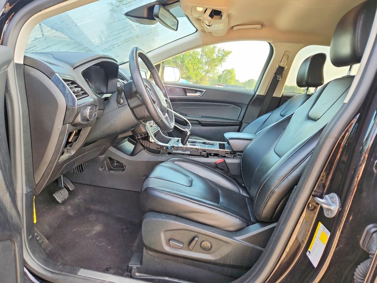 2022 Ford Edge Titanium - Фото 7